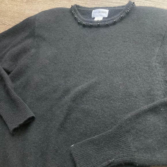 Yarnworks Sweater Black Wool Beaded Size Large - Picture 2 of 5